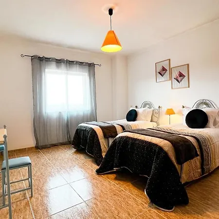 Pedro By Sunny Deluxe Албуфейра