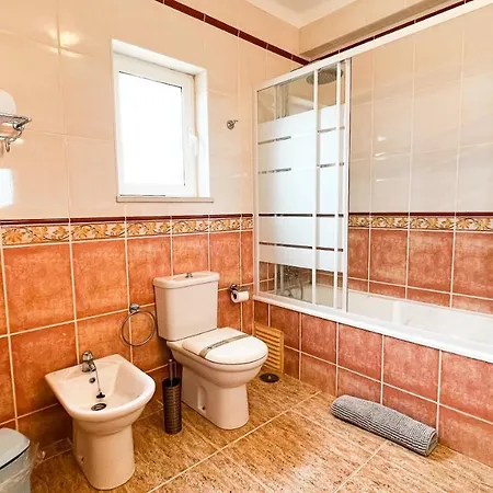 Pedro By Sunny Deluxe * Албуфейра